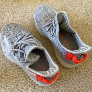 Yeezy 350 toddler size 9
